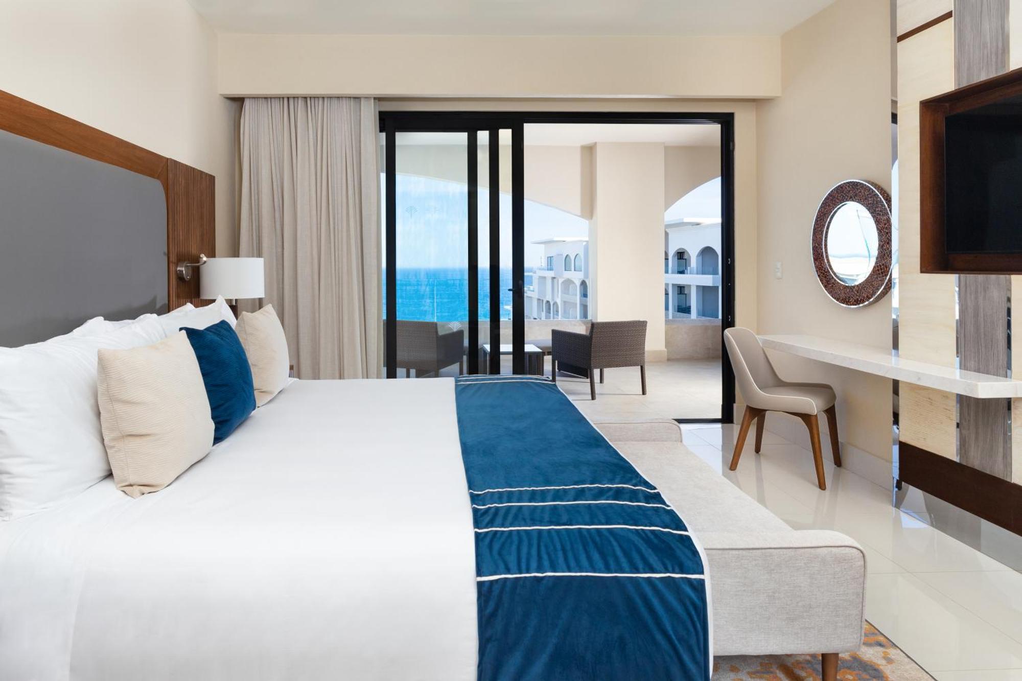 One Bedroom Suite Ocean View
